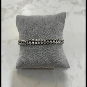Diamond tennis bracelet
